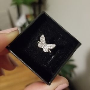 Butterfly ring